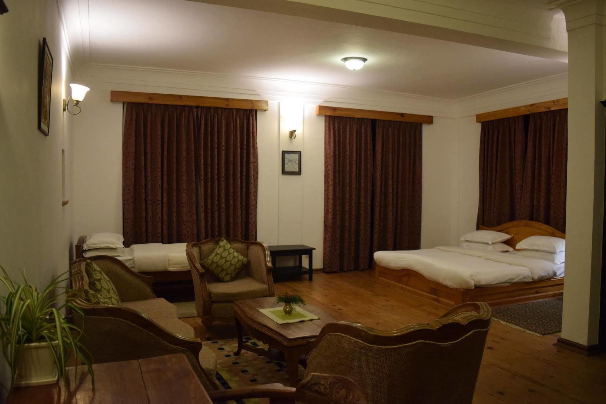 เดอะ ฟอร์ต รีสอร์ต- นาคาร์โกฏ Hotel นาการ์ก็อต ภายนอก รูปภาพ